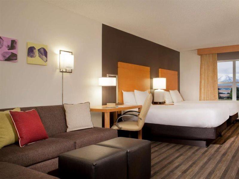 Hyatt House - University Village Colorado Springs Eksteriør billede